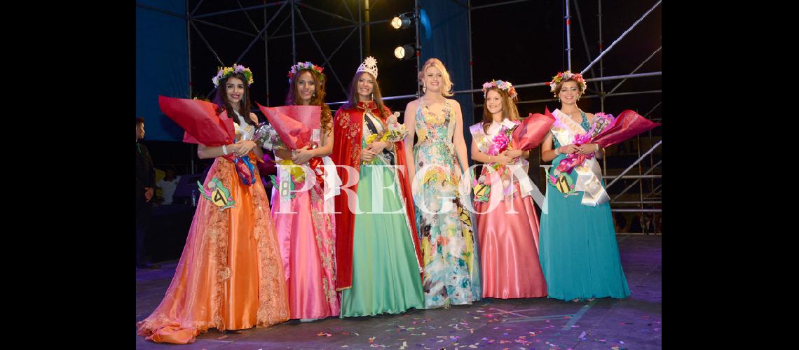 Valentina Oller es Reina por Jujuy 2015