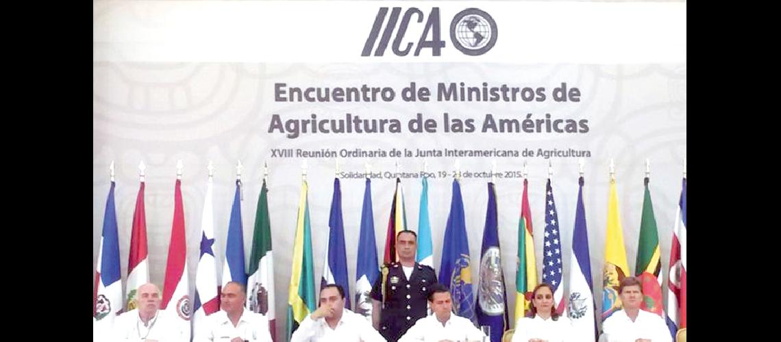 Argentina convocoacute a trabajar por una mirada integral y sustentable 