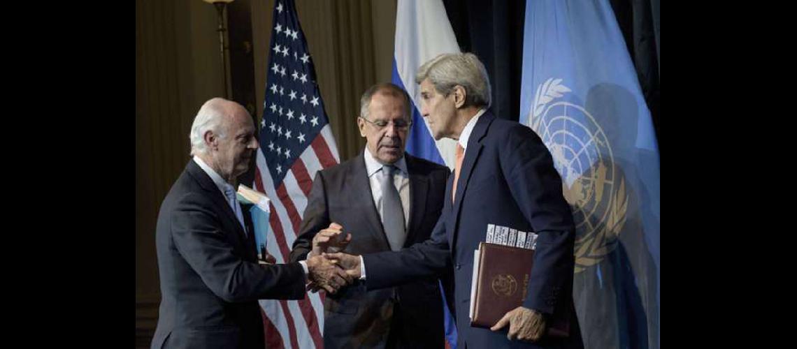  Cumbre sobre Siria a favor  de elecciones y una tregua 
