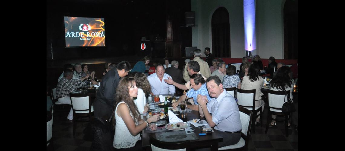 Espectacular apertura de  147Arde Roma148 - Fusion bar