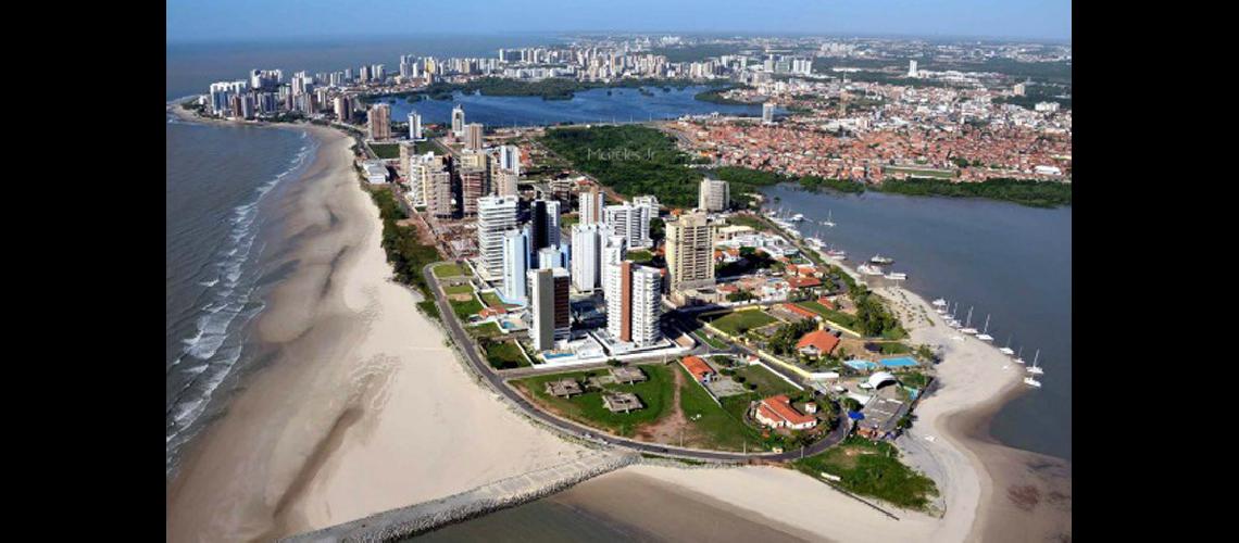 Historia naturaleza y playa  opciones de turismo en Brasil