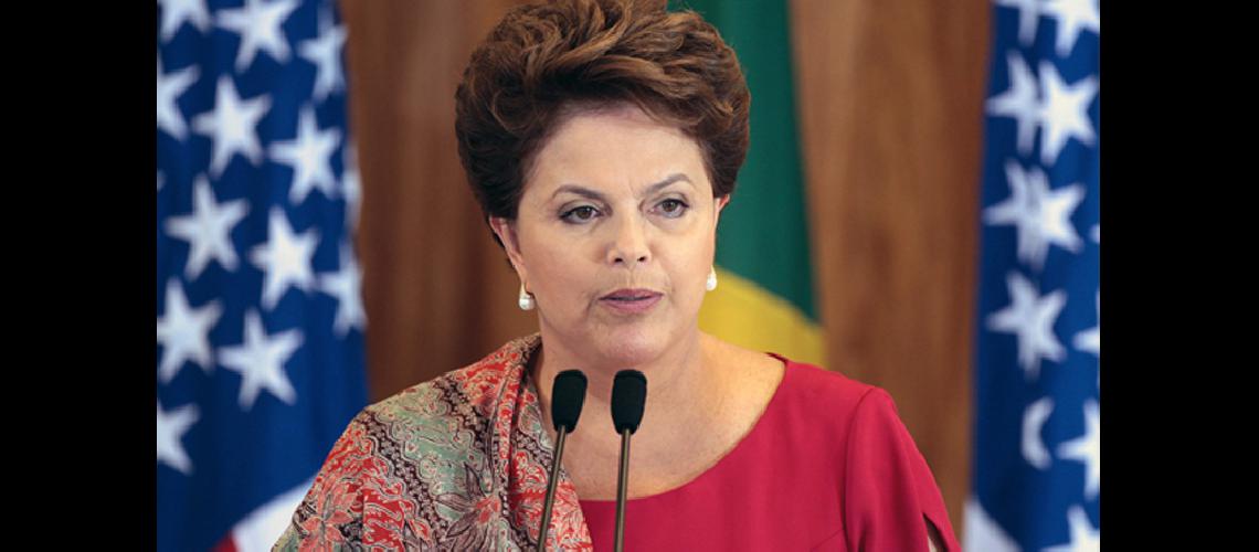 Leve repunte de Rousseff
