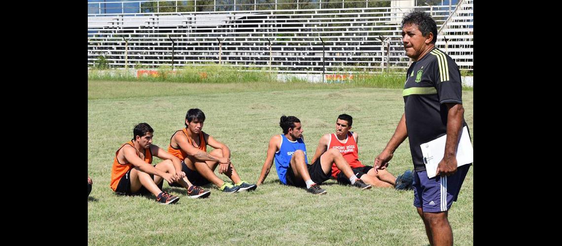 Altos Hornos Zapla en la recta final