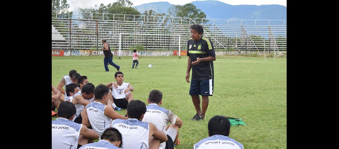 Zapla debuta a las  19 en Catamarca