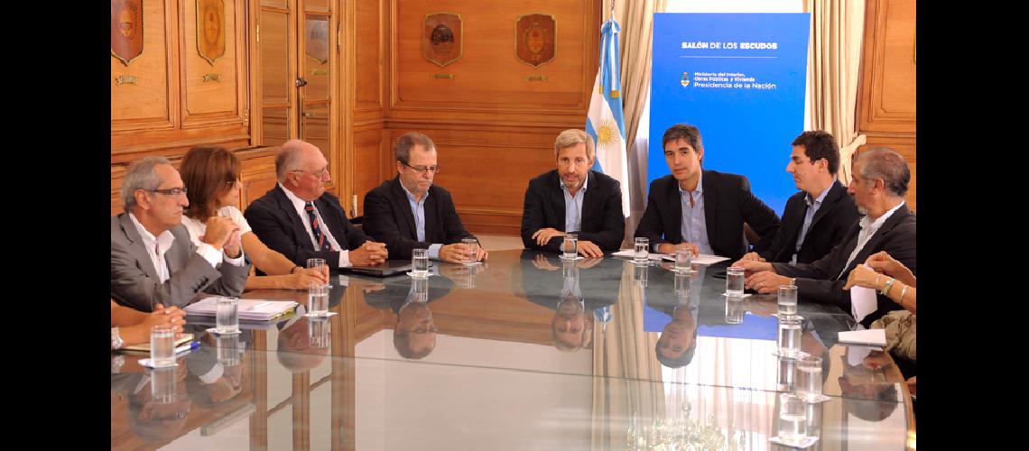 El Gobierno avanza con la reforma poliacutetica y electoral