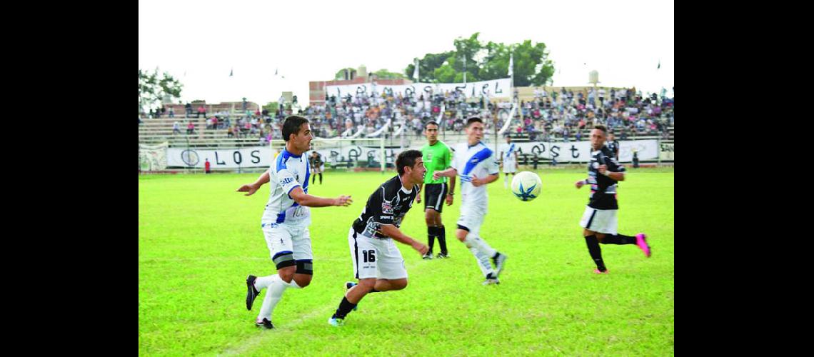 Zapla y un duro reveacutes  ante el #147Santo#148 saltentildeo