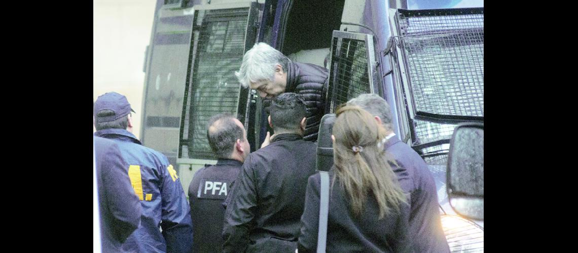 Rechazan excarcelacioacuten a Baacuteez y Peacuterez Gadiacuten