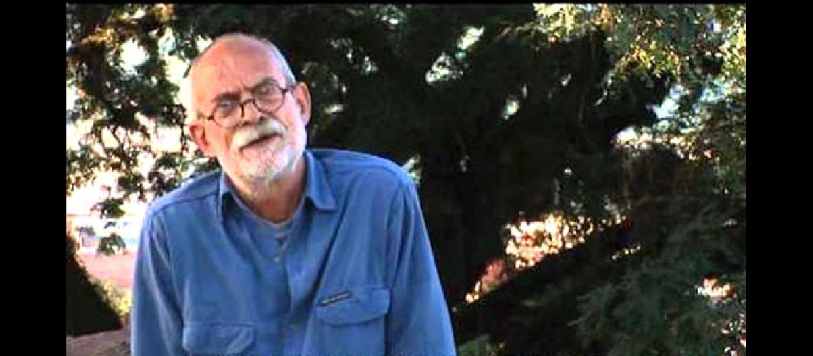 Fallecioacute el escritor y poeta  jujentildeo Ernesto Aguirre