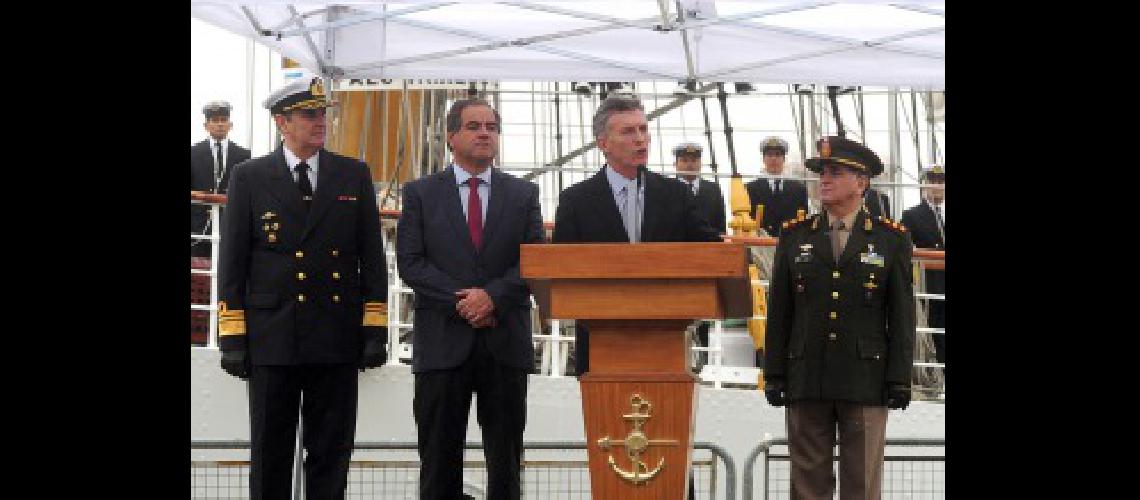 Macri dio la orden de zarpada para un nuevo viaje de la Fragata Libertad