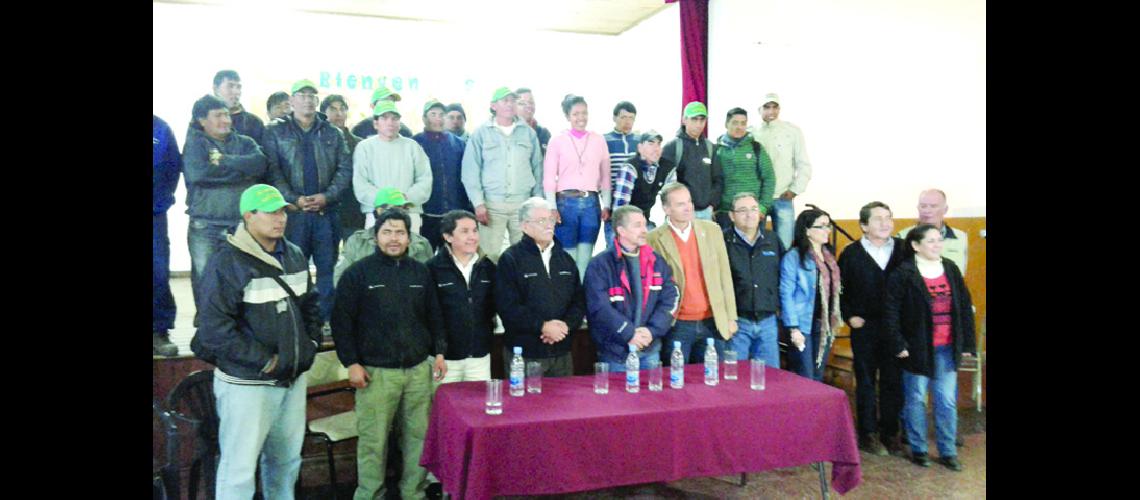 Avanzan con la profesionalizacioacuten del trabajo rural 