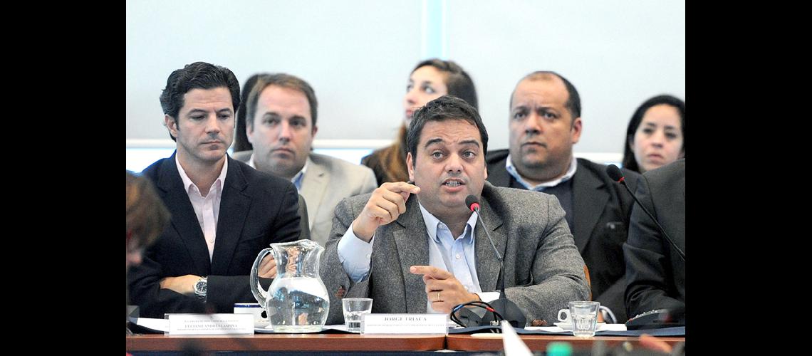  Triaca advirtioacute sobre  #147intencioacuten poliacutetica de generar la percepcioacuten de ola de despidos#148