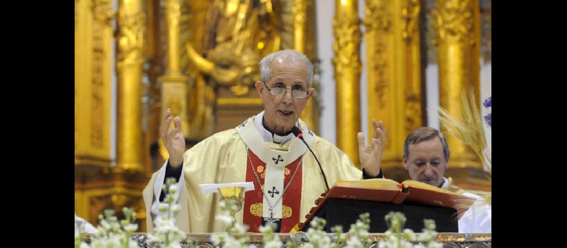 Cardenal Poli llamoacute a hacer #147algo maacutes#148 por los pobres