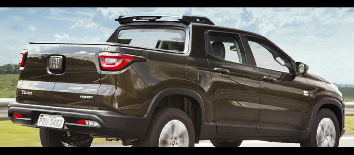 La nueva Fiat Toro fue  presentada en el paiacutes
