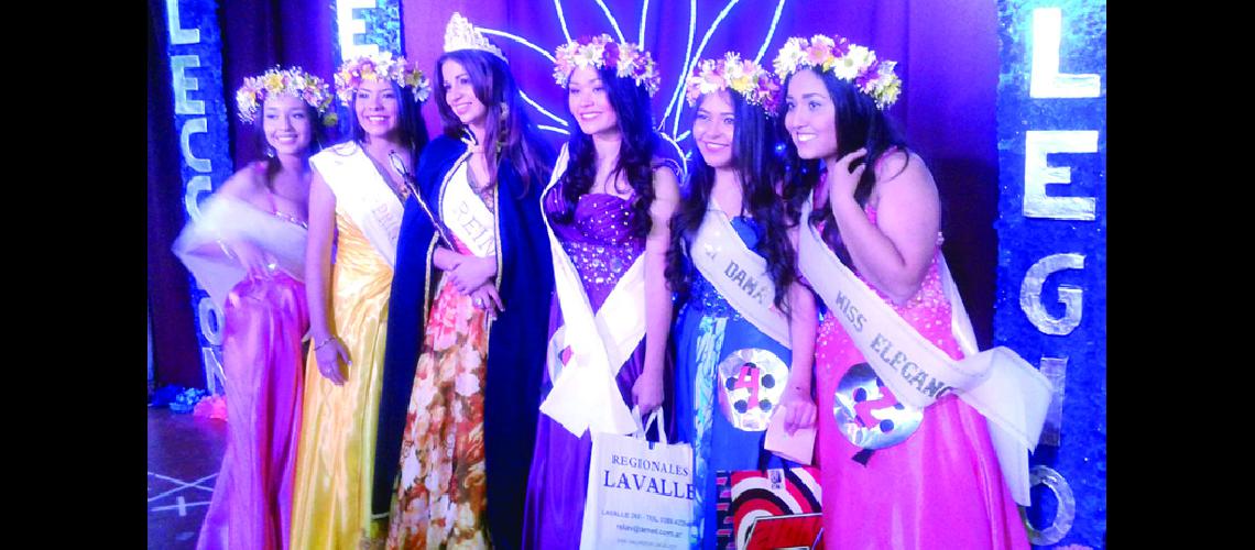 Paula Martiacutenez es la nueva reina del Che-Il