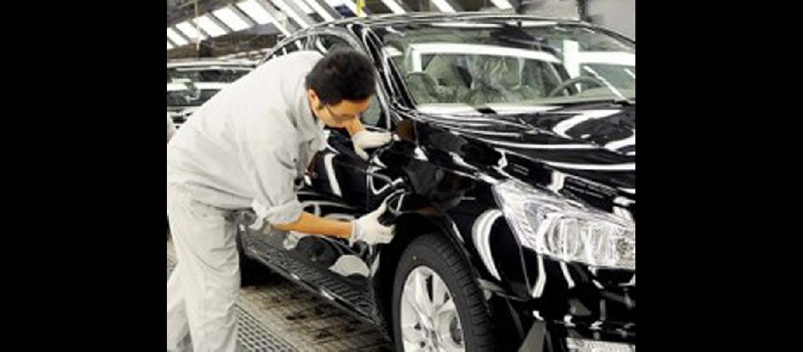 Peugeot y Citroeumln  anticipan el futuro