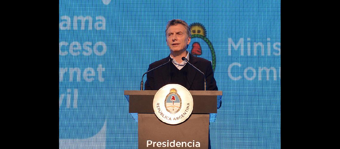 Macri lanzoacute plan para compra de celulares 4G a 2200 pesos