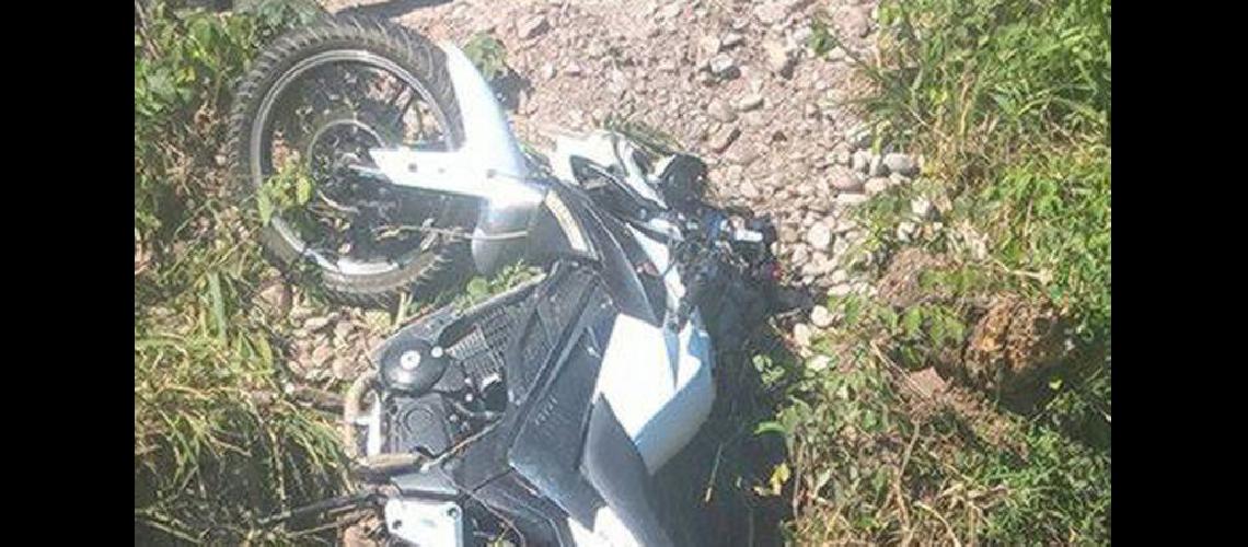 Motociclista perece en canal de La Esperanza