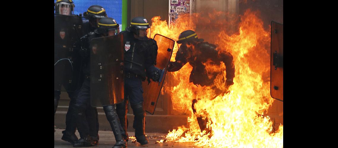 Disturbios por la reforma  laboral en Francia