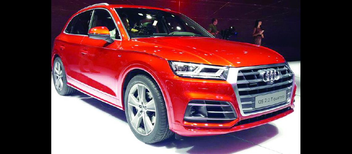 El Audi Q5 estrena  su nueva  generacioacuten 