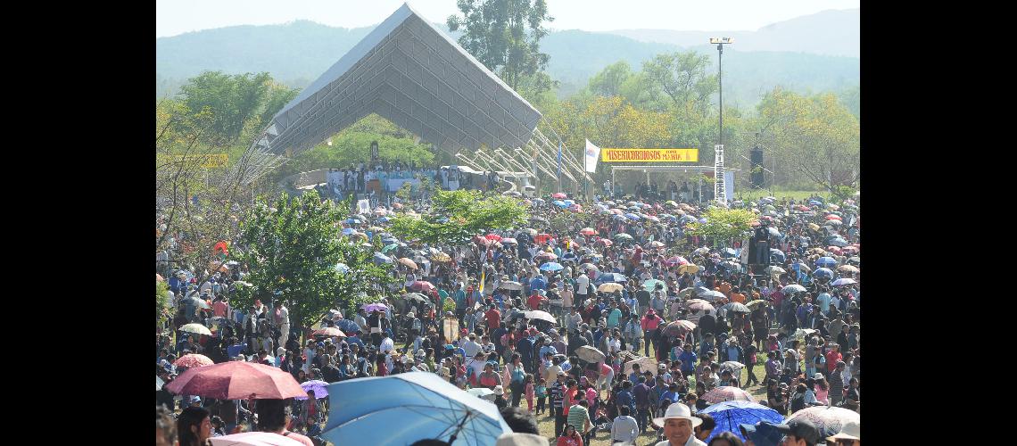 Cientos de peregrinos rindieron homenaje a la patrona de Jujuy