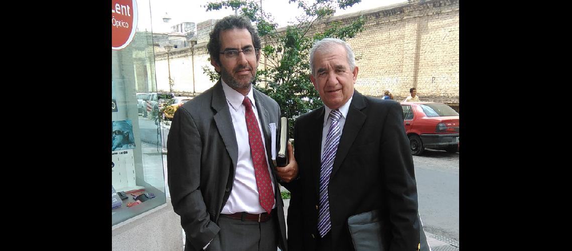 Cavadini solamente trazoacute un informe social de 2007