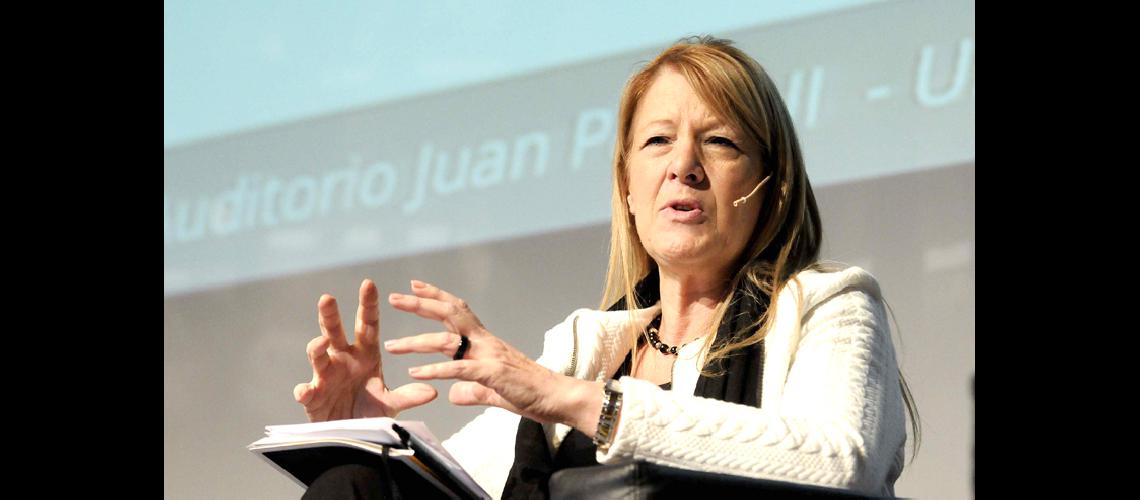 Stolbizer amplioacute la denuncia contra Cristina por #147insolvencia fraudulenta#148