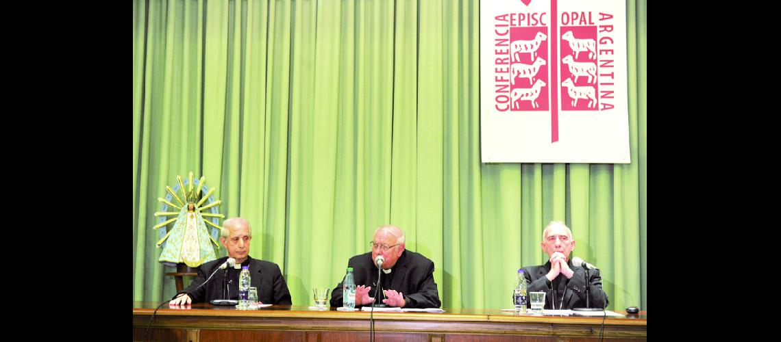 La Iglesia anuncioacute apertura  de archivos de la dictadura