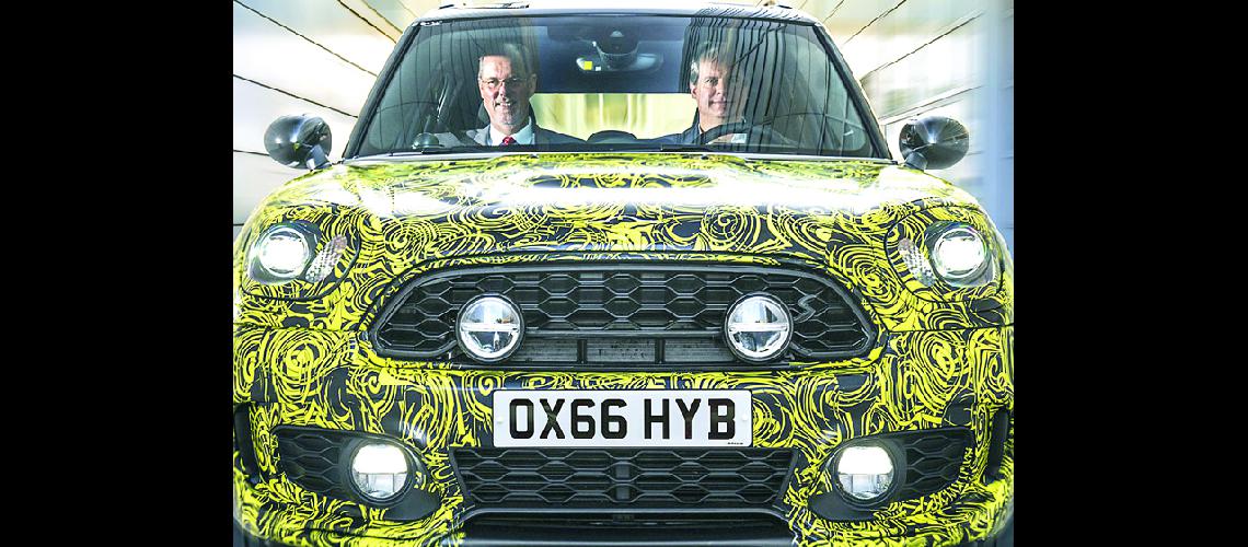 Se viene el MINI Cooper  Countryman hiacutebrido
