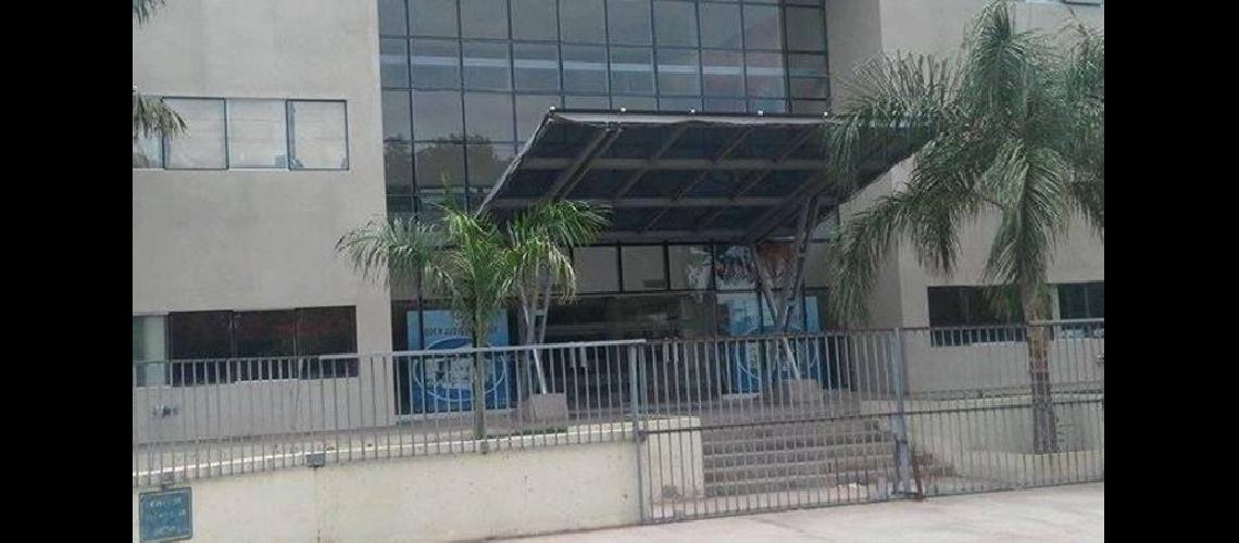 Dos disparos en el toacuterax y en la pierna acabaron con el productor