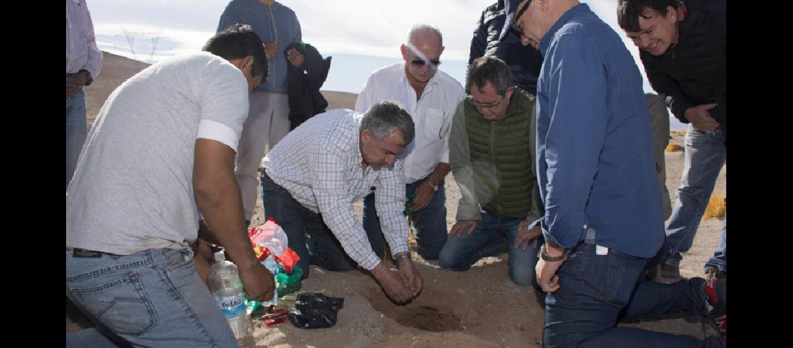 Avanza el plan de acciones preliminares  para instalar el parque solar en Susques