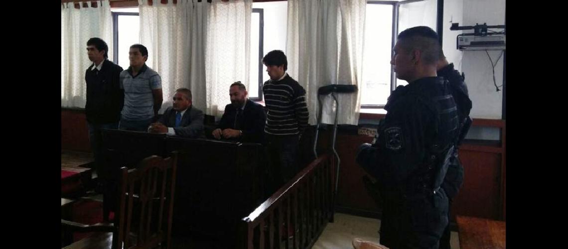 Dictaron 23 antildeos de prisioacuten para homicidas del empleado de Rentas