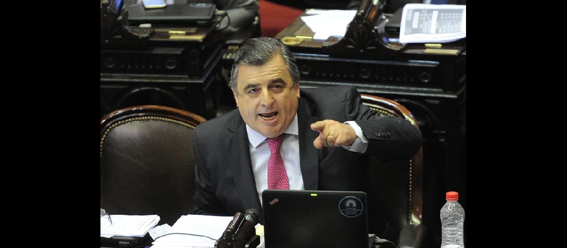 El radicalismo busca maacutes  participacioacuten en el Gobierno