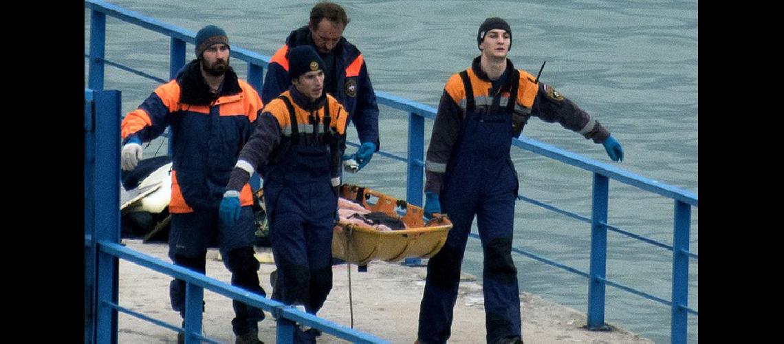 Mueren 92 personas al estrellarse un avioacuten ruso 