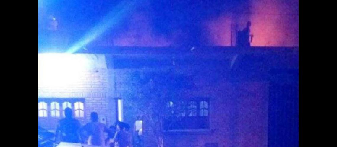 La pirotecnia ocasiona incendio en una vivienda de Fraile Pintado 