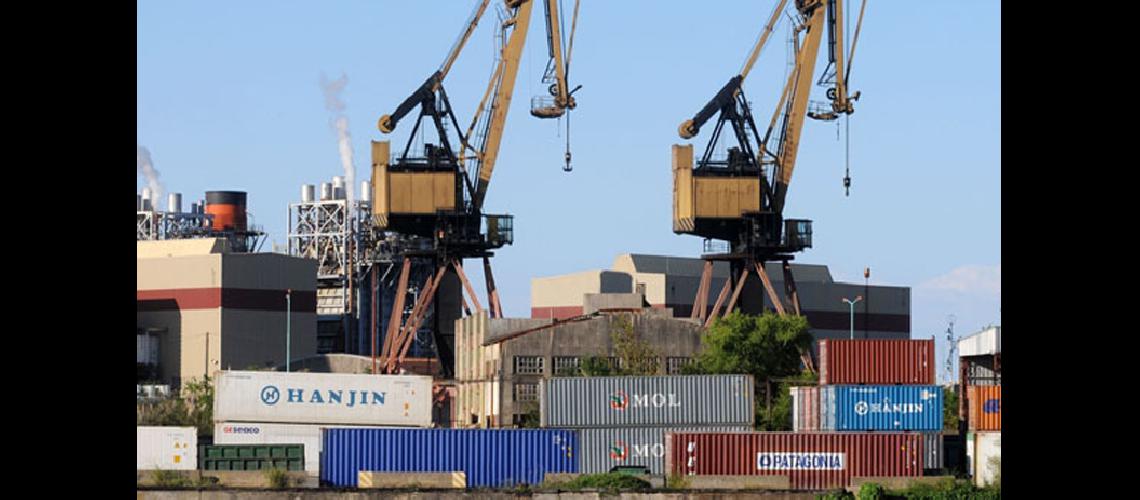 La Balanza comercial cerroacute 2016  con superaacutevit de us 2128 millones 