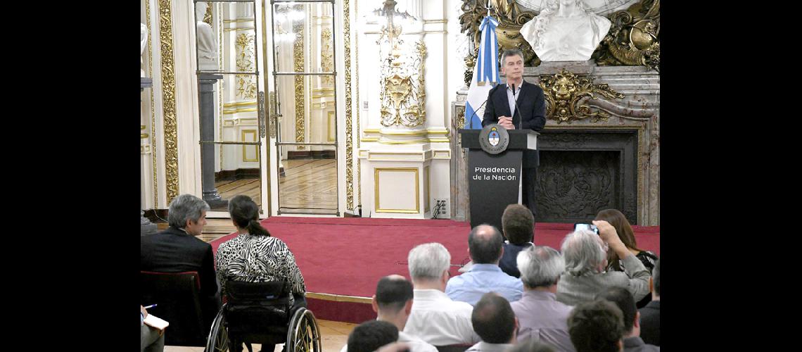 El presidente atribuyoacute las criacuteticas al #147antildeo electoral#148