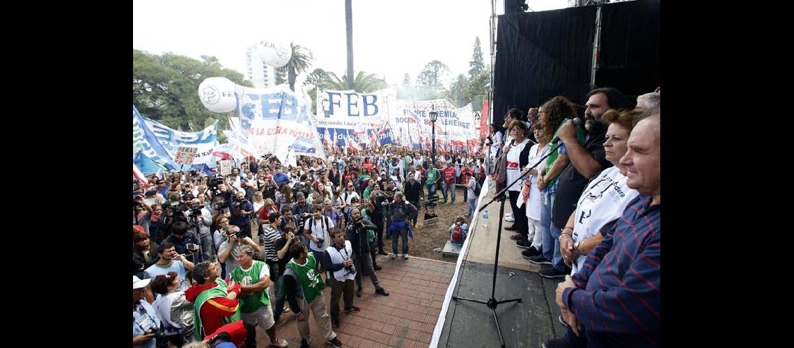 El paro nacional docente tuvo una adhesioacuten del 75-en-porciento-