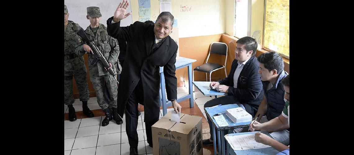 Buen porcentaje de  votantes en Ecuador