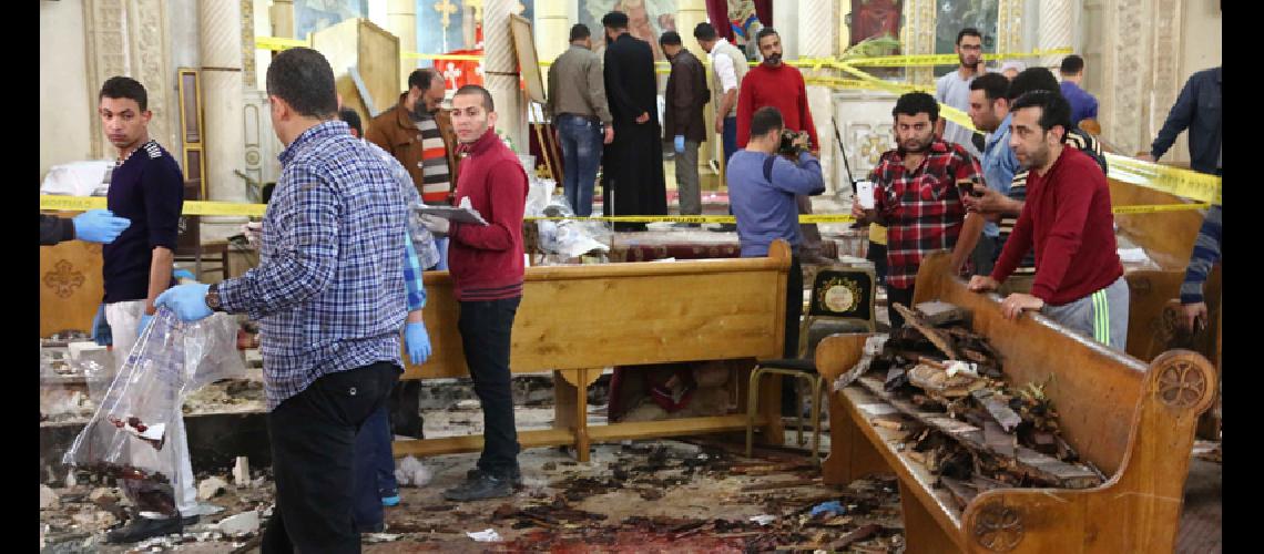 Bantildeo de sangre provocoacute en  dos iglesias egipcias el ISIS
