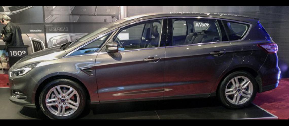 Ford presentoacute la nueva  S-Max gama premium
