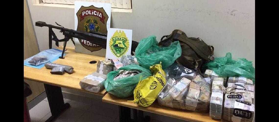 Diez brasilentildeos detenidos por el robo en Paraguay