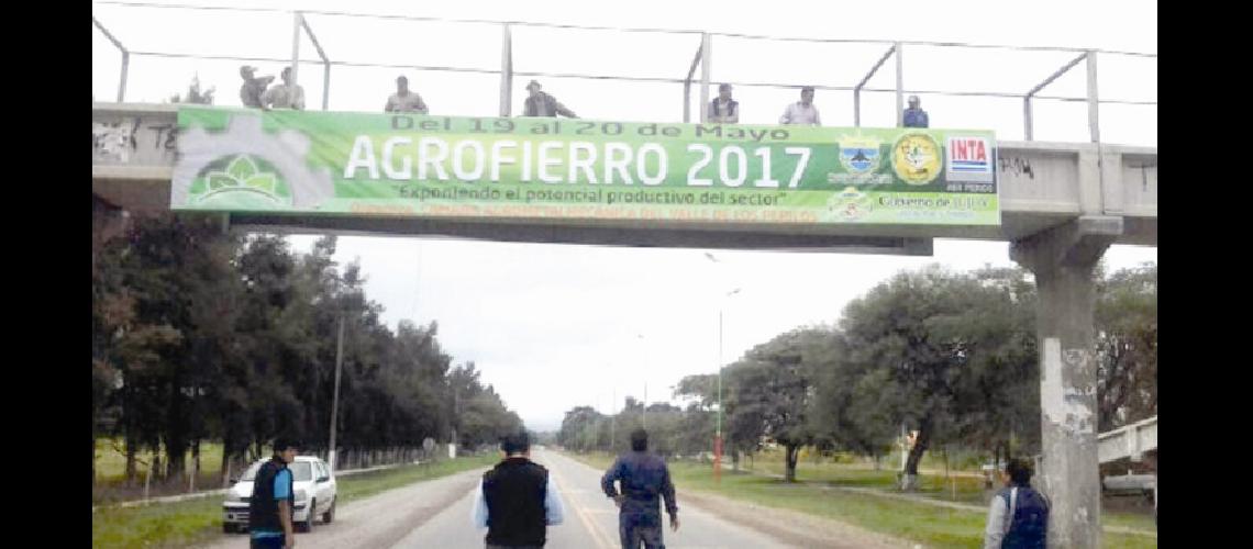 Todo listo para  AgroFierro 2017