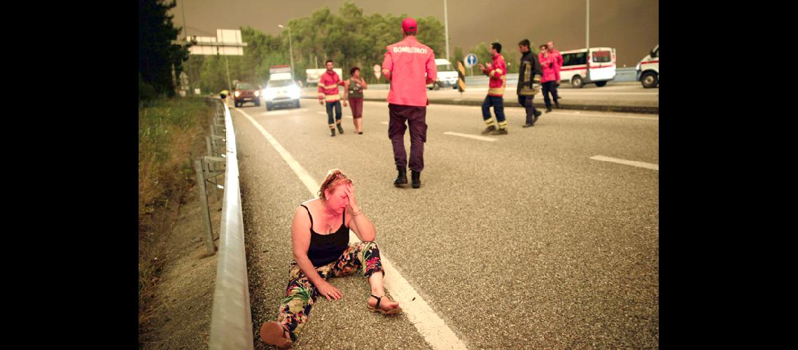 Portugal de luto por los  muertos en el incendio