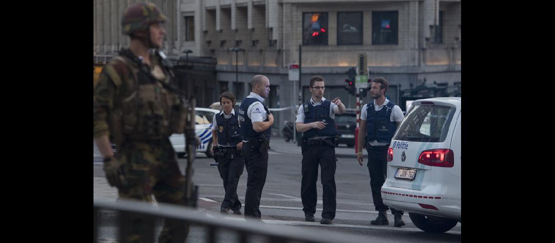 Soldados belgas evitaron  un atentado en Bruselas
