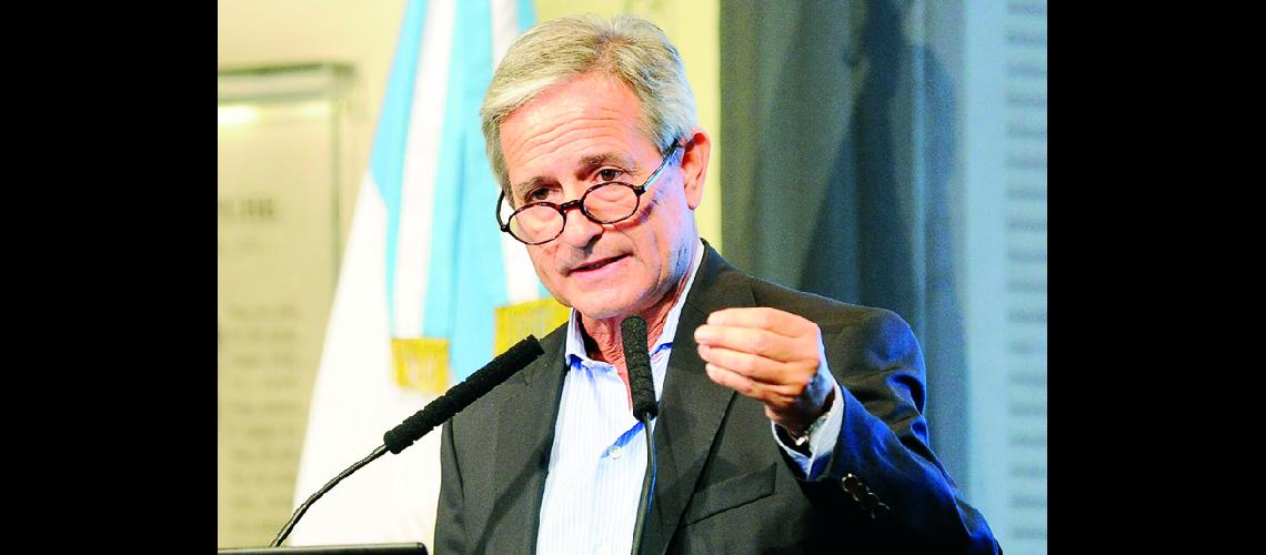 El Gobierno evaluaraacute a empleados puacuteblicos con  #147premios#148 por objetivos