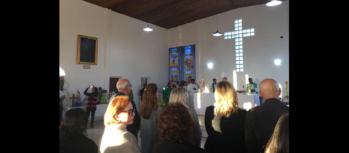 Inauguraron iglesia de la Virgen Desatanudos
