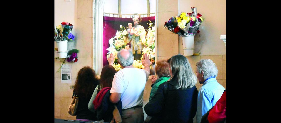 Marcha en reclamo de  147Pan Paz y Trabajo148