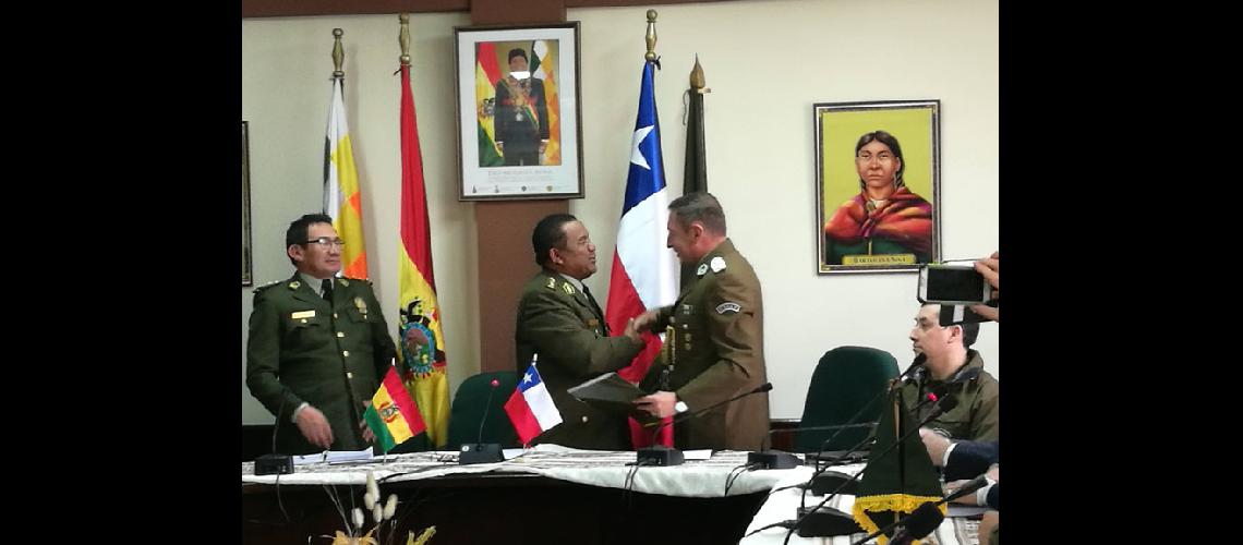 Bolivia y Chile haraacuten   operativos conjuntos 