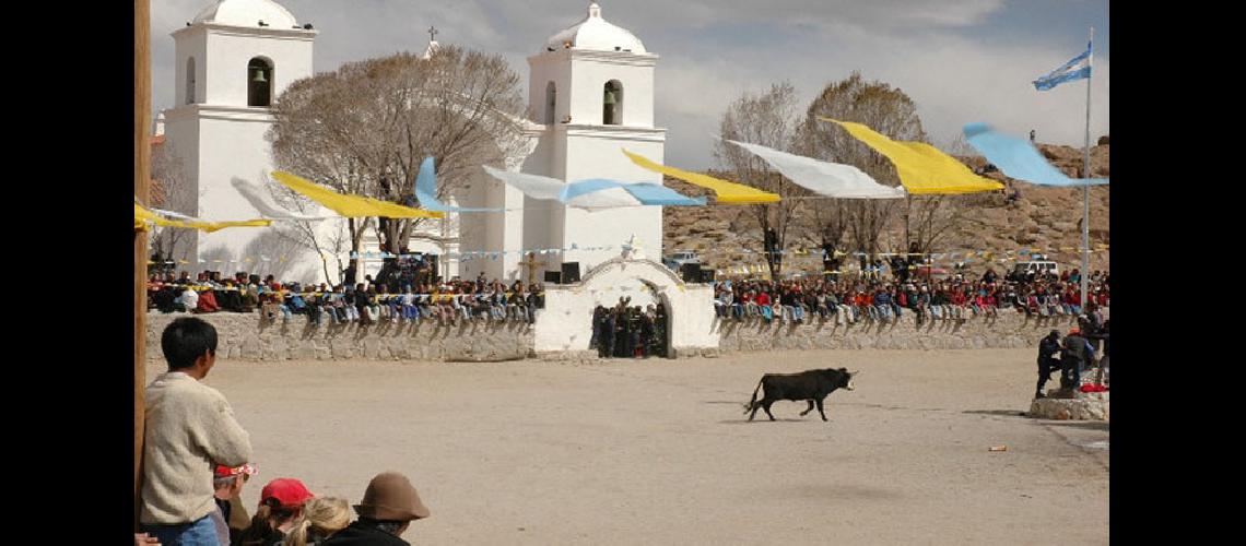Casabindo- historia tradicioacuten y costumbre que atraen