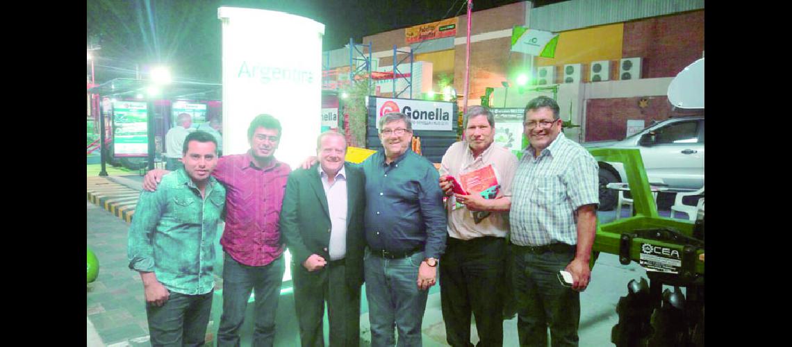 Los fierros jujentildeos se lucieron en la Expocruz